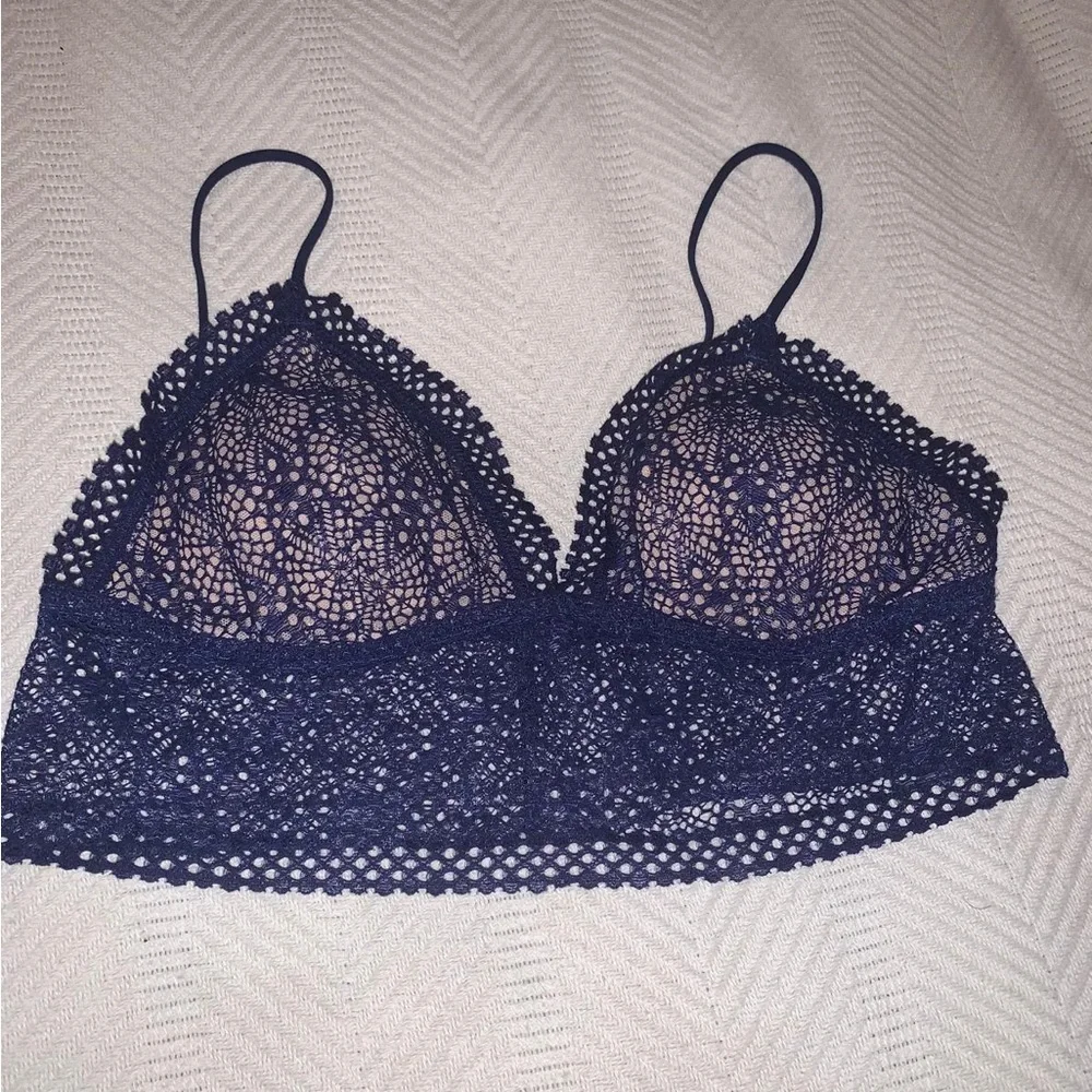 Victoria’s Secret Blue Lace Bralette Size S